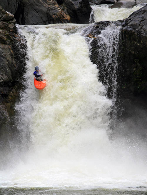 astral_green_jacket_evan_stafford_gj_waterfall astral_green_jacket_evan_stafford_gj_waterfall